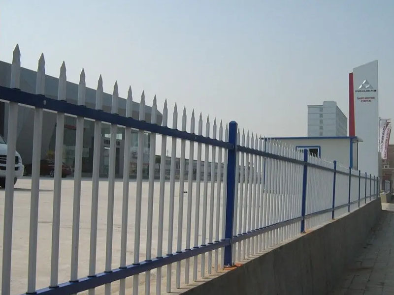 雙橫杠鋅鋼護欄介紹