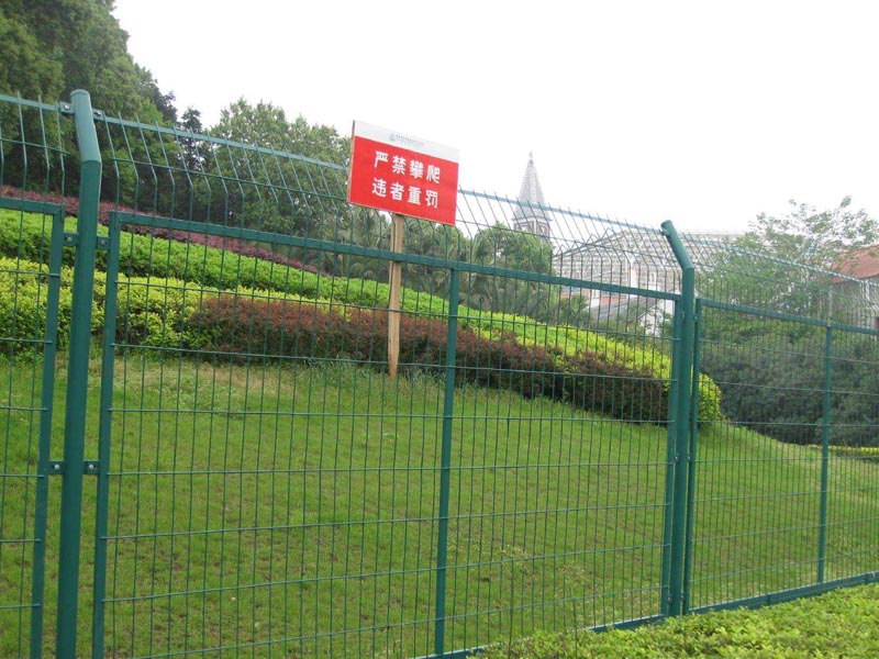 公路護欄我質量檢測標準 公路護欄我質量檢測標準