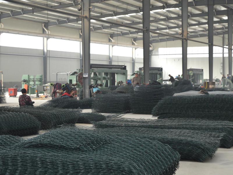 騰順石籠網(wǎng)車(chē)間