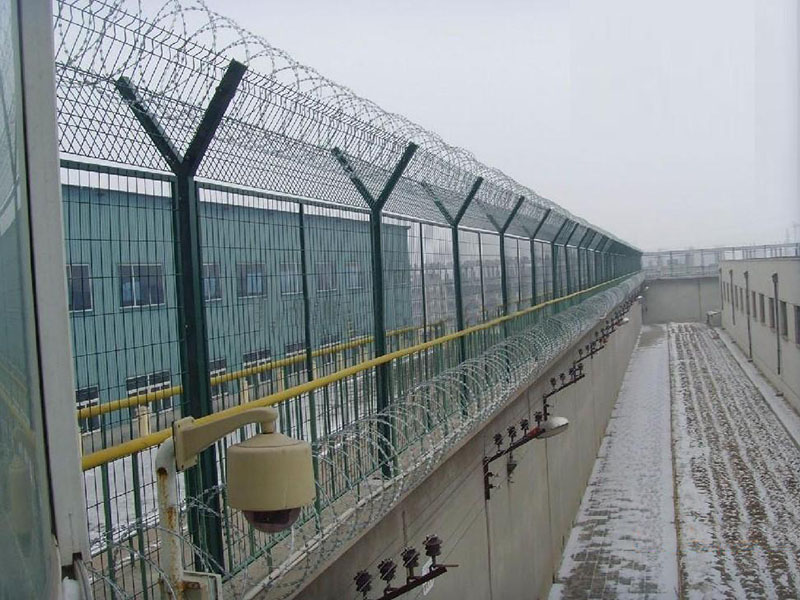 監獄隔離網