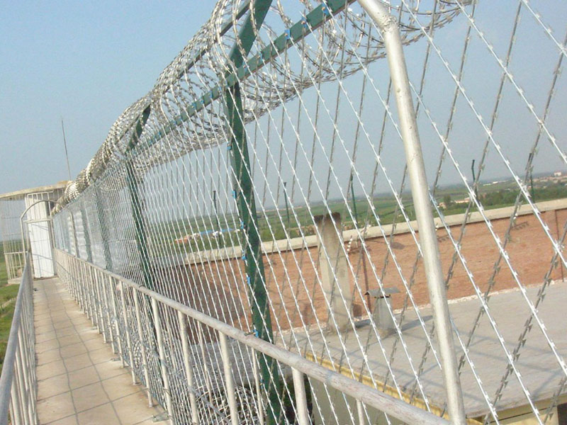 滾籠刺網(wǎng)介紹