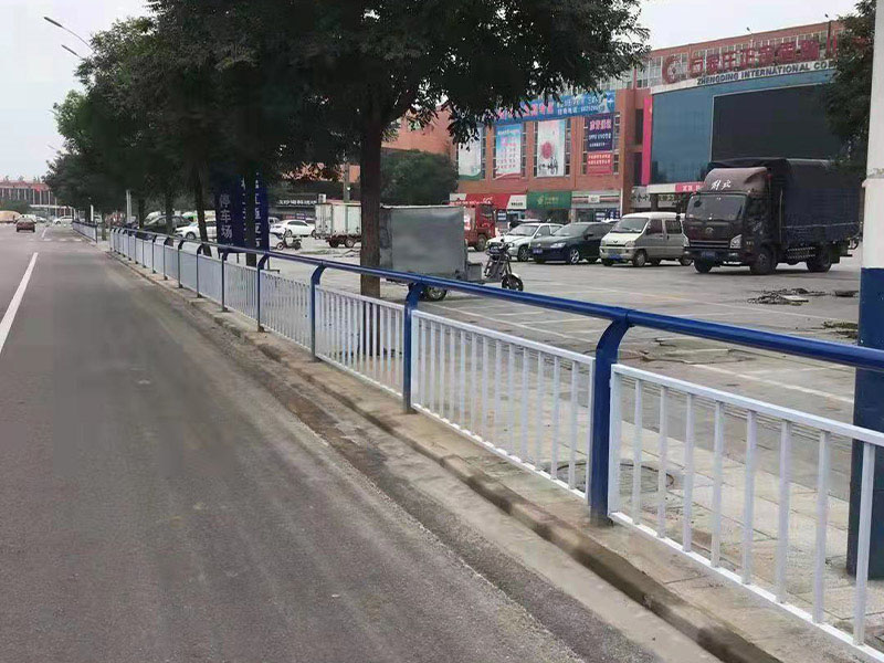 新型便道護欄規格