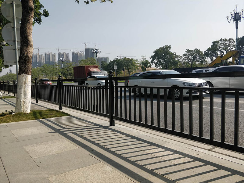 新型便道護欄規格