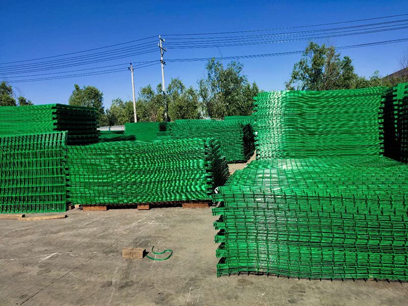 騰順護欄網生產車間